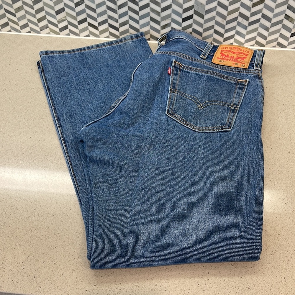 Levi 517 - Picture 2 of 3